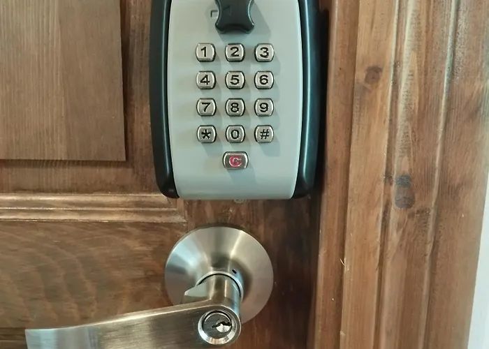 Usandi Auto Check-in