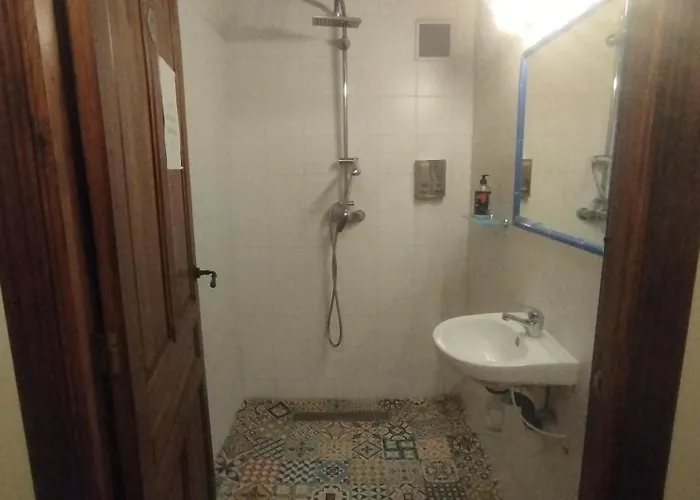 Hostel Usandi Auto Check-in