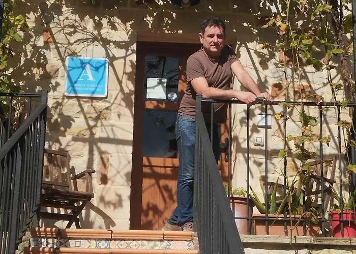 Usandi Auto Check-in Hostel